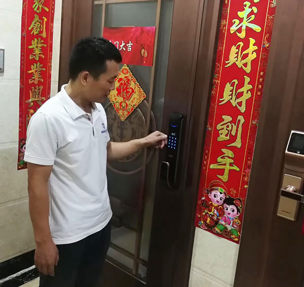 指紋鎖廠家推完善,售后實現了大范圍普及 指紋鎖廠家推完善,售后實現了大范圍普及