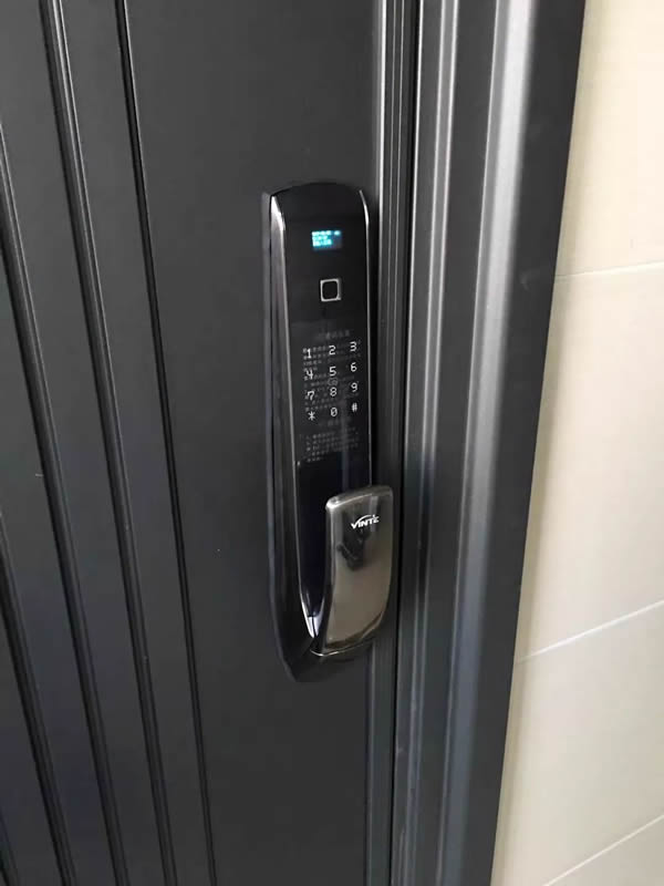 因特智能鎖滿足廣大家庭用戶 全方位闡釋“超穩”的魅力 因特智能鎖滿足廣大家庭用戶 全方位闡釋“超穩”的魅力