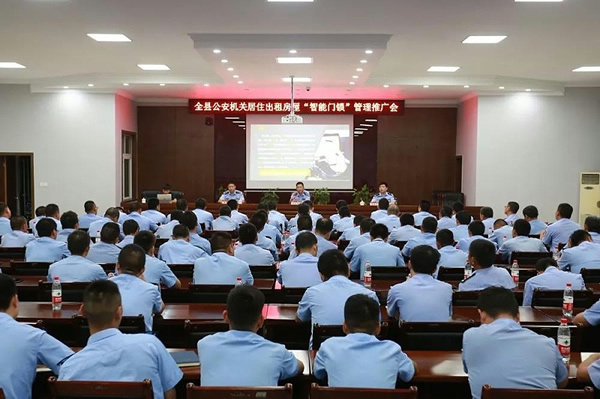 當(dāng)公安部門都在推動智能門鎖的普及時，你還有什么理由拒絕呢