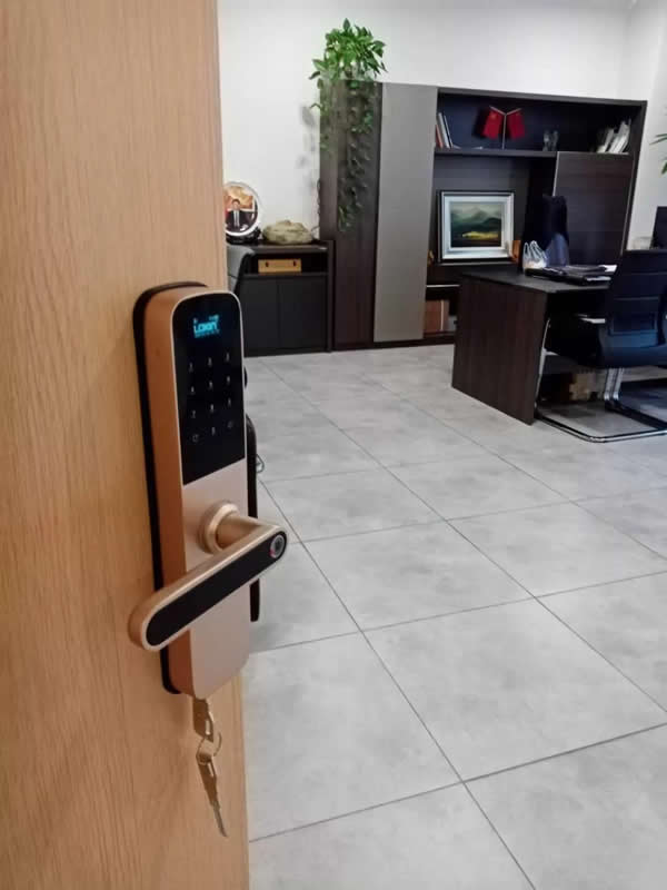 LOKIN樂肯指紋鎖走進中山香山公證，攜手并進服務社會！