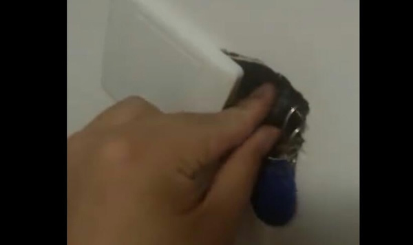 有了指紋鎖,終于不用藏鑰匙了 有了指紋鎖,終于不用藏鑰匙了