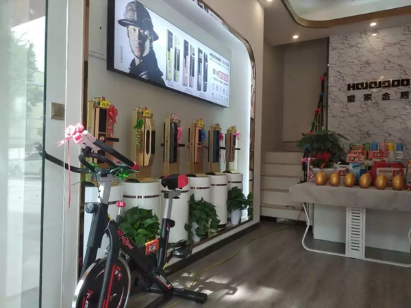 皇家金盾智能鎖濟(jì)寧兗州旗艦店開業(yè)大吉 皇家金盾智能鎖濟(jì)寧兗州旗艦店開業(yè)大吉