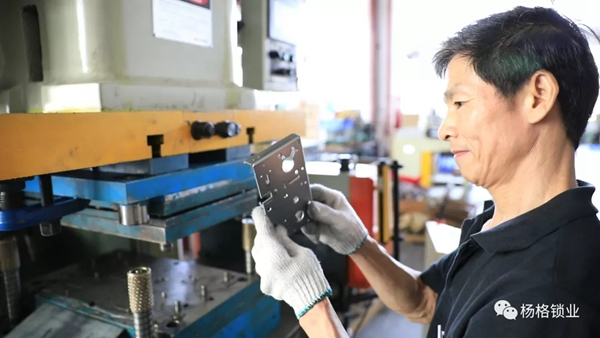 楊格鎖業為用戶打造安全、高品質的智能鎖 楊格鎖業為用戶打造安全、高品質的智能鎖