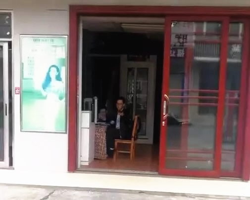 皇迪智能鎖大家庭再添一員,皇迪長沙店正式開業 皇迪智能鎖大家庭再添一員,皇迪長沙店正式開業