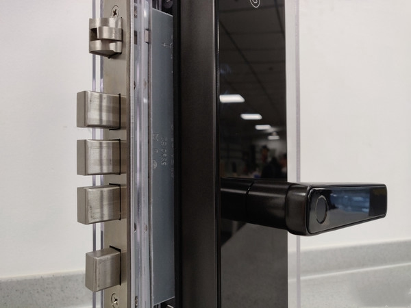 Wulian物聯云開智能鎖讓您體驗美好的智能家居生活! Wulian物聯云開智能鎖讓您體驗美好的智能家居生活!