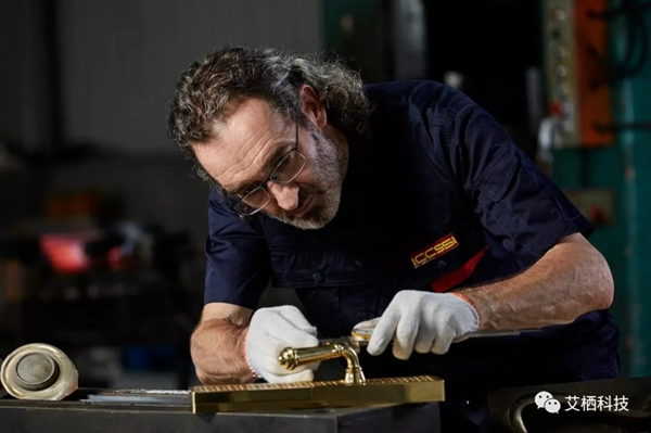 ICCSSI艾棲指紋鎖榮獲“智能鎖十大品牌”稱號 ICCSSI艾棲指紋鎖榮獲“智能鎖十大品牌”稱號