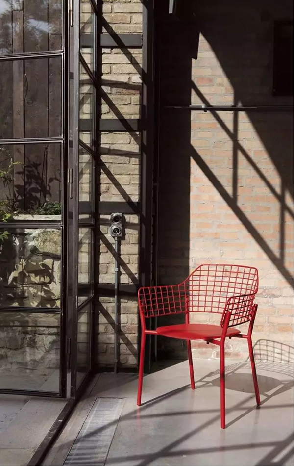 ICCSSI艾棲指紋鎖“網格”設計，好看又實用