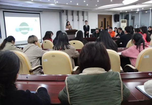 王力智能鎖公司總部舉辦《企業常見法律風險及其防范》培訓 王力智能鎖公司總部舉辦《企業常見法律風險及其防范》培訓