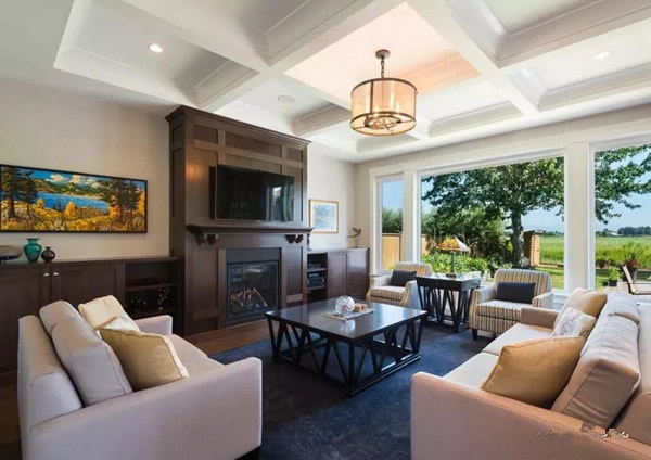 智能鎖經(jīng)銷商大調(diào)查丨伊家人智能家居：你的1天，已經(jīng)離不開智能家居了！