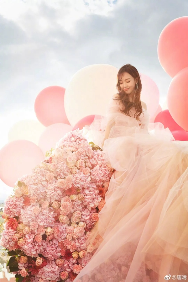 科裕智能鎖代言人唐嫣宣布婚訊!已于28日大婚 科裕智能鎖代言人唐嫣宣布婚訊!已于28日大婚