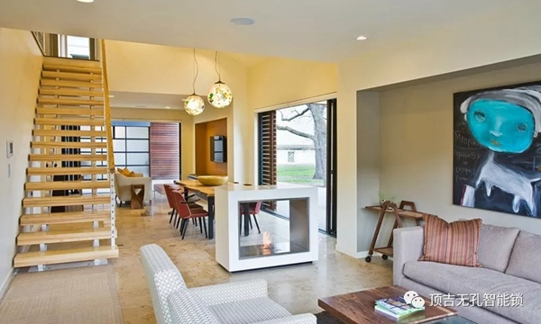  頂吉無孔智能鎖：收下這份使用說明書！