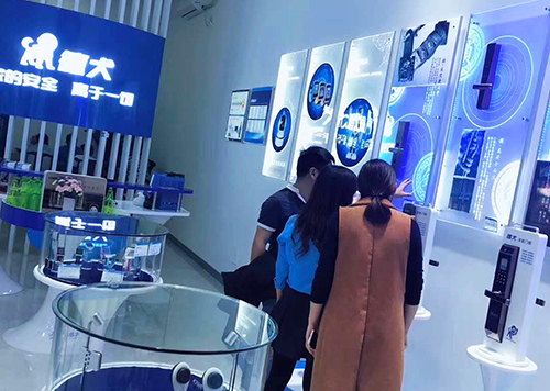 適合九零后創(chuàng)業(yè)的項(xiàng)目,您知道新時(shí)代的鎖匠有多賺錢? 適合九零后創(chuàng)業(yè)的項(xiàng)目,您知道新時(shí)代的鎖匠有多賺錢?