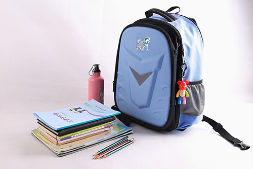 德犬安全減壓書包，新學期讓孩子的雙肩毫無壓力