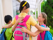 孩子上學的安全問題是無法回避又迫切需要解決的老問題