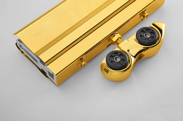 頂固五金豪華吊輪法拉利系列震撼上市 頂固五金豪華吊輪法拉利系列震撼上市