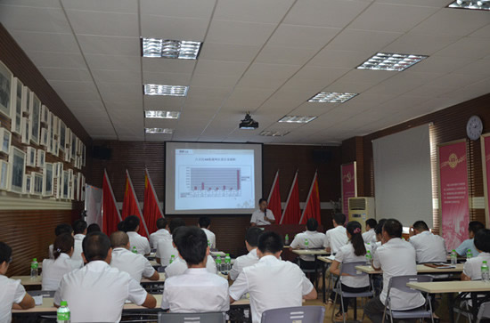 頂固五金事業部年中總結大會圓滿落幕 頂固五金事業部年中總結大會圓滿落幕