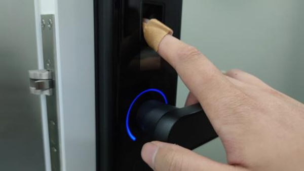 拔草|老人小孩都好用的智能鎖:LOCKSIGA洛克思格A1測評