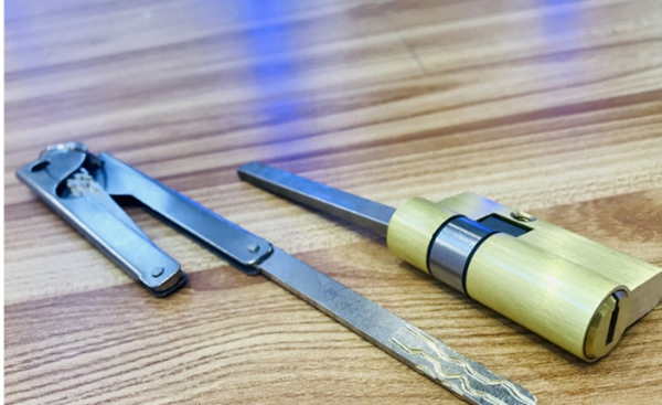 洛克思格S2老人智能鎖真實(shí)測(cè)評(píng)，買(mǎi)智能鎖真的會(huì)后悔嗎？