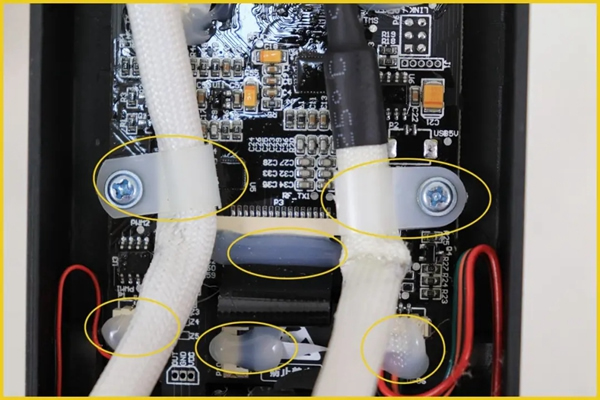 顏值超群，內在有料！行業權威媒體拆機測評KUB-KX9智能鎖!