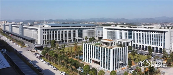 打造公益品牌形象 傳遞公益大愛精神 | 王力安防榮膺“年度社會責任先鋒企業”殊榮