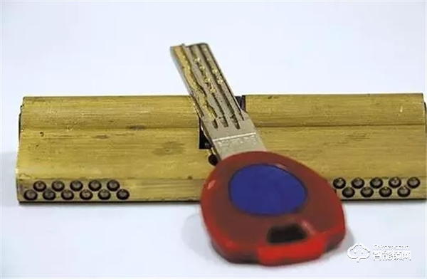 揚子智能鎖 | 教你如何區(qū)分A級、B級、C級鎖芯~ 揚子智能鎖 | 教你如何區(qū)分A級、B級、C級鎖芯~