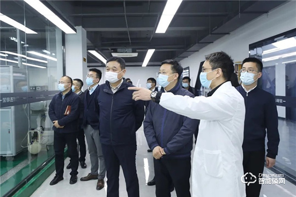 時訊|科大訊飛股份有限公司董事長劉慶峰率隊蒞臨榮事達參觀交流 時訊|科大訊飛股份有限公司董事長劉慶峰率隊蒞臨榮事達參觀交流