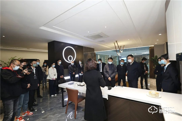 時訊|科大訊飛股份有限公司董事長劉慶峰率隊蒞臨榮事達參觀交流 時訊|科大訊飛股份有限公司董事長劉慶峰率隊蒞臨榮事達參觀交流