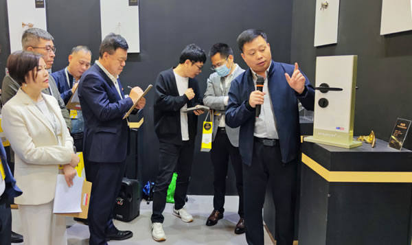 喜訊!匯泰龍“悄悄鎖”獲金定獎“銀獎”! 喜訊!匯泰龍“悄悄鎖”獲金定獎“銀獎”!