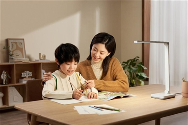 米家多品全新升級(jí)上市,引領(lǐng)舒適照明新開(kāi)始 米家多品全新升級(jí)上市,引領(lǐng)舒適照明新開(kāi)始