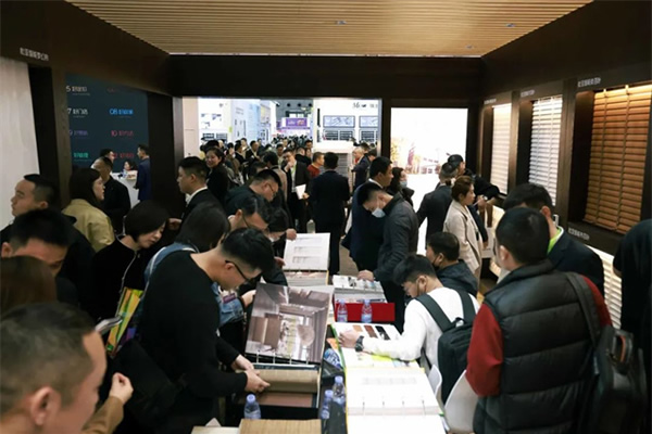 展會(huì)直擊 | 杜亞智能窗簾精彩亮相深圳家紡展，盛況空前