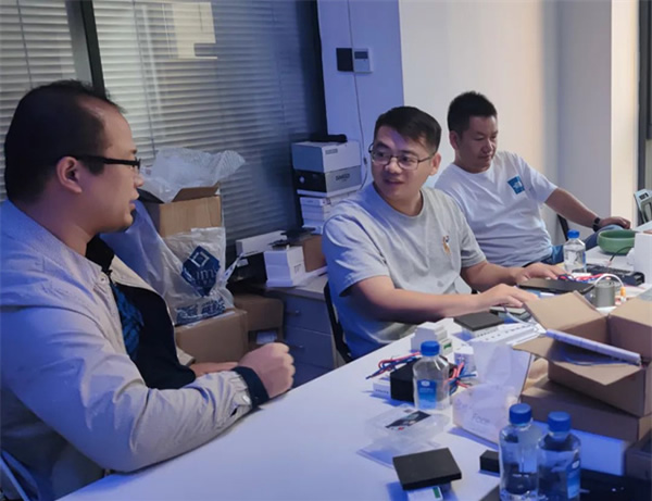 靖江星華智能與科羅歐簽約儀式