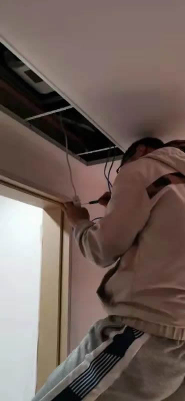 世聰智能 × 人物訪談 | 高級(jí)工程師張奇：我變強(qiáng)了，但我沒(méi)有變禿！