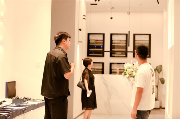 想天安康智能燈光體驗館盛大開業！