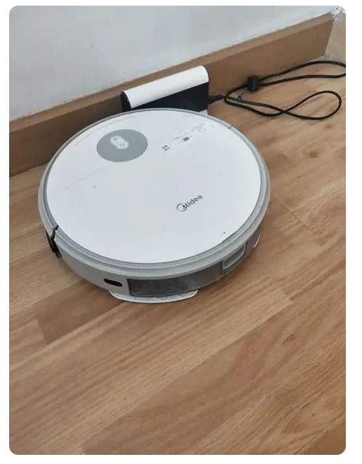 智能家居新寵,家用掃地機器人的工作原理與實用性探討 智能家居新寵,家用掃地機器人的工作原理與實用性探討