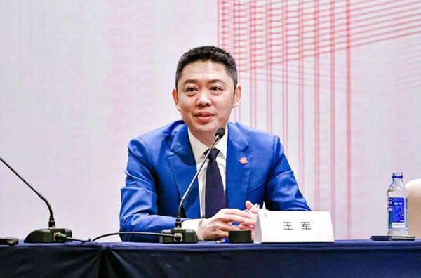 華為“造車”的路線之爭 華為“造車”的路線之爭