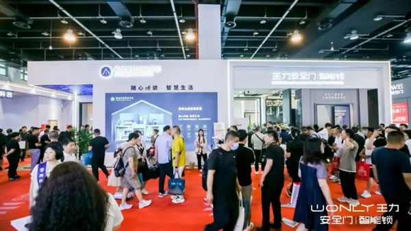 愛感全屋智能家居走心海報火出圈,流量雙豐收_10